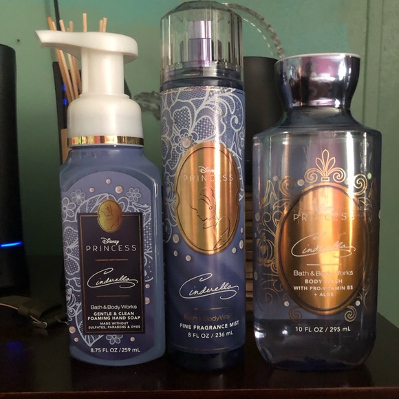 Bath & Body Works Other - Cinderella Bath & Body Set - Blue